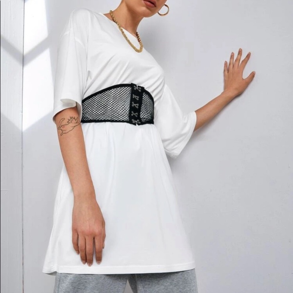 Super Fad Long Lined Tee W/ Fishnet Corset